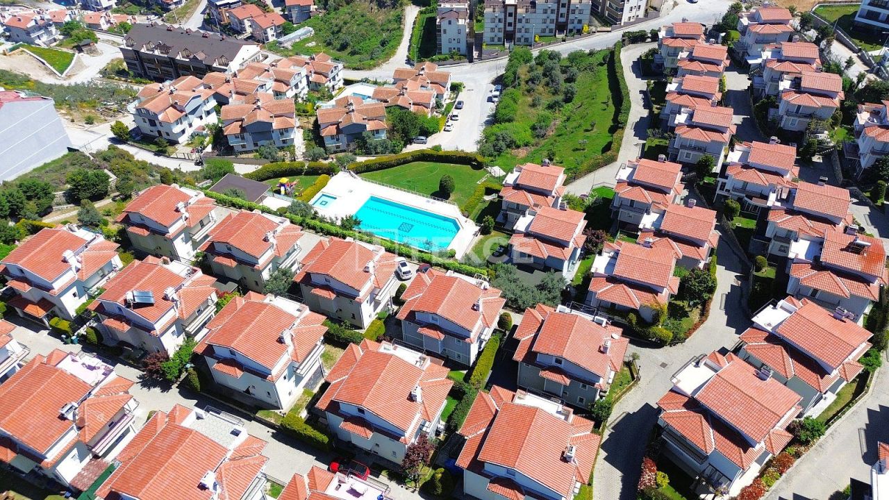 Villa Mudanya, Türkei, 380 m² - Foto 1
