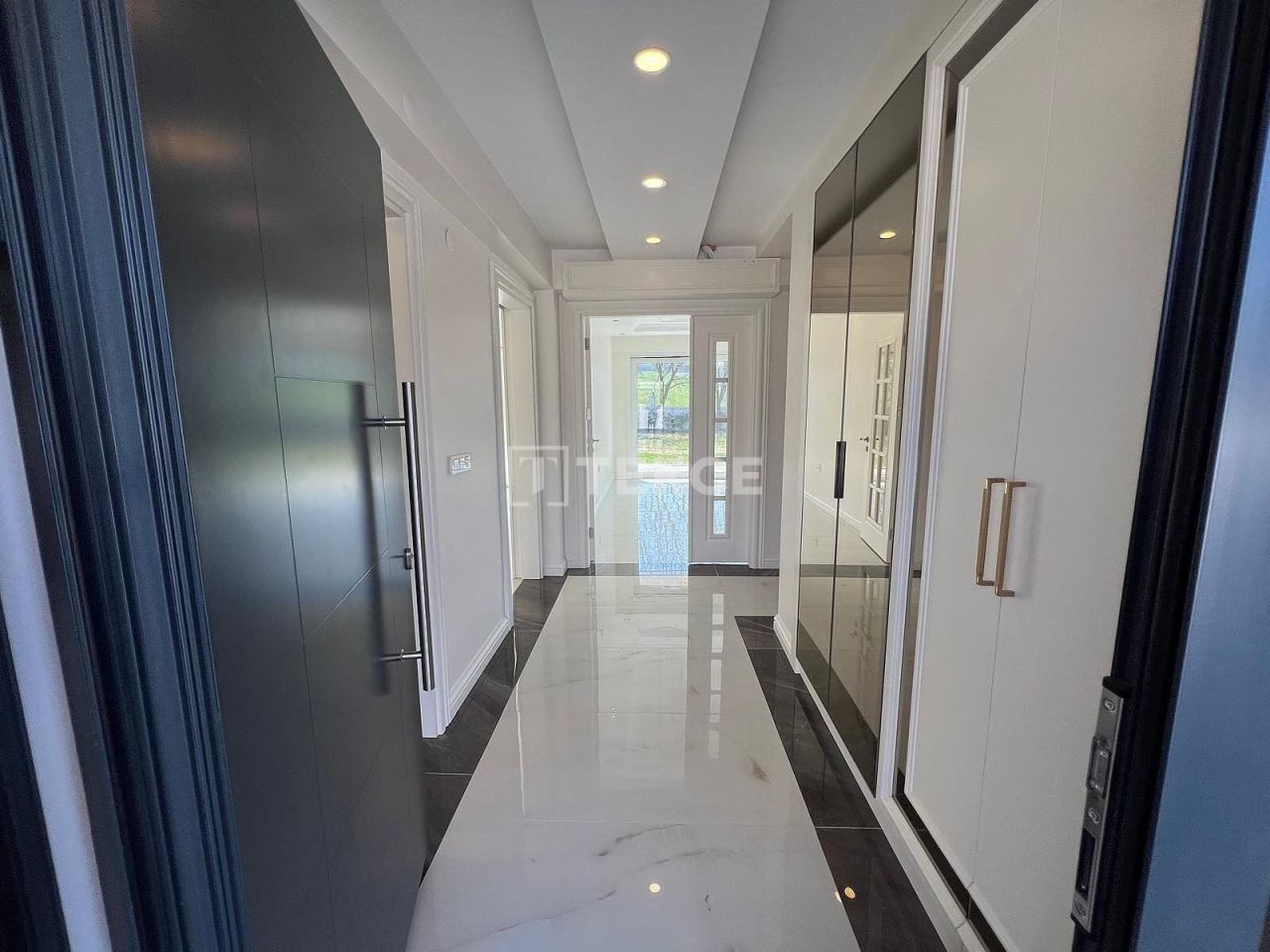 Villa en Tuzla, Turquia, 400 m² - imagen 17