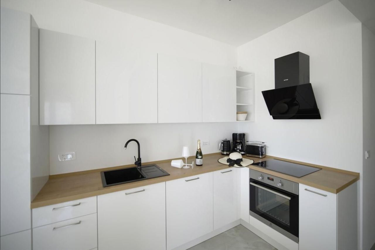 Hotel in Zadar, Croatia, 1 648 m² - picture 14