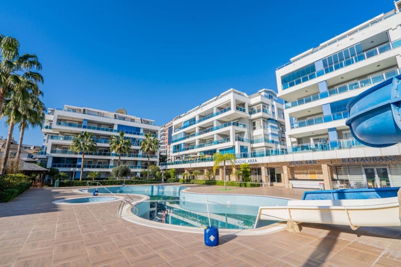Flat in Alanya, Turkey, 70 m² - picture 1