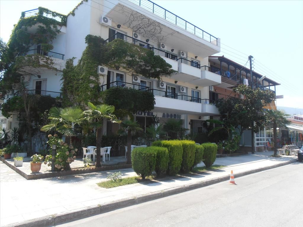 Hôtel à Paralia, Grèce, 480 m² - image 1