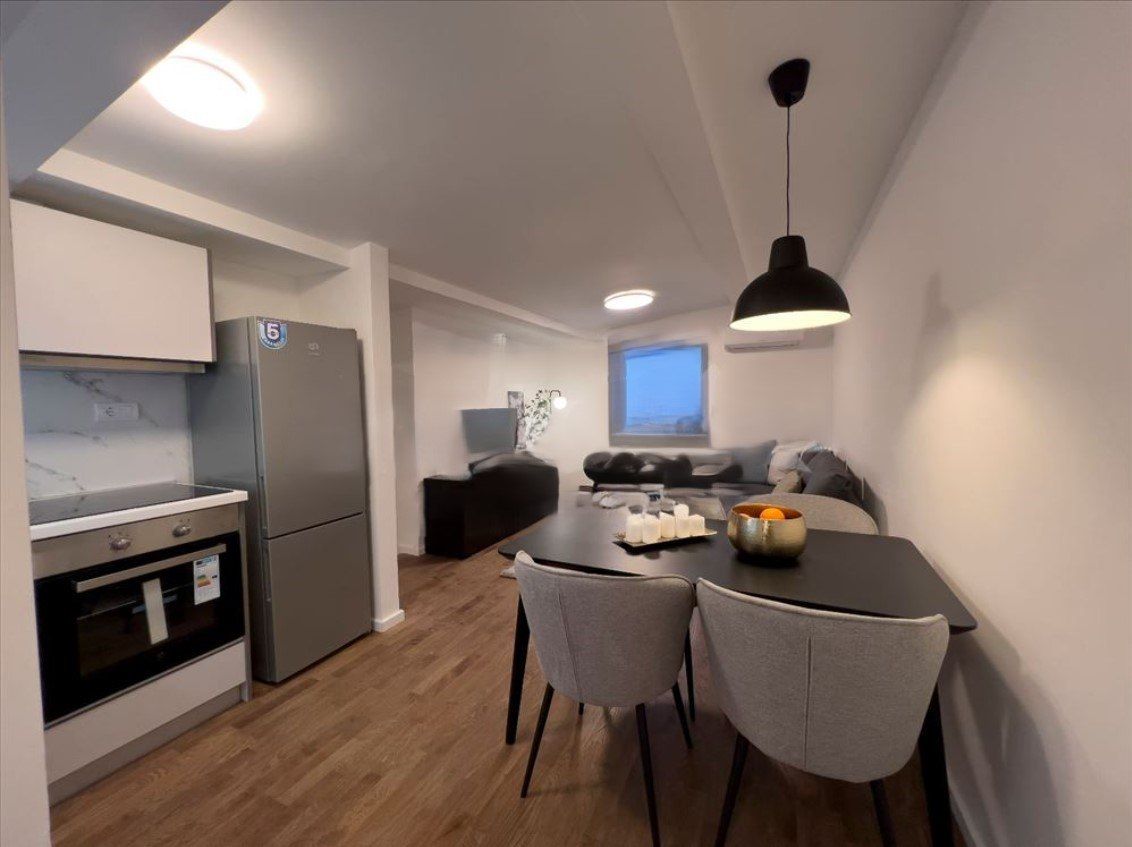 Flat in Beograd, Serbia, 52 m² - picture 1