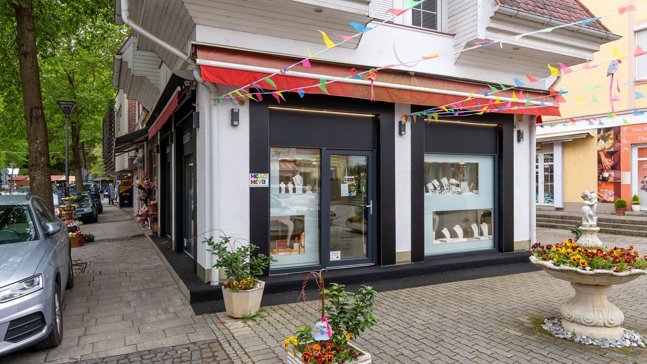 Boutique à Hévíz, Hongrie, 80 m² - image 1