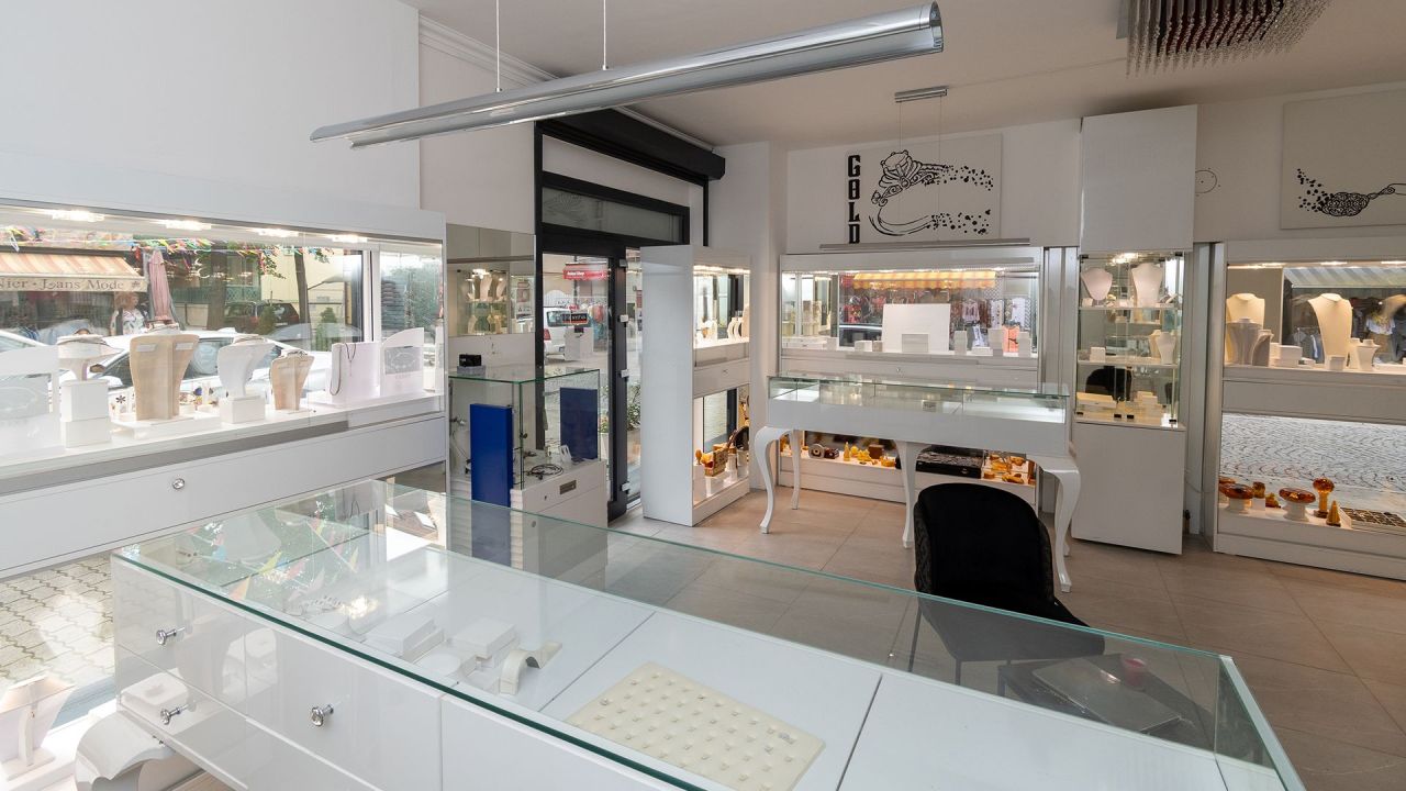 Boutique à Hévíz, Hongrie, 80 m² - image 7