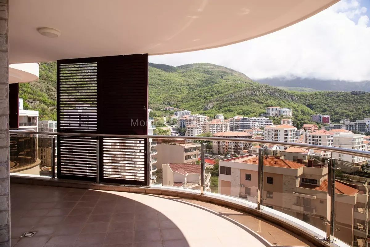 Apartment in Becici, Montenegro, 194 m² - picture 16