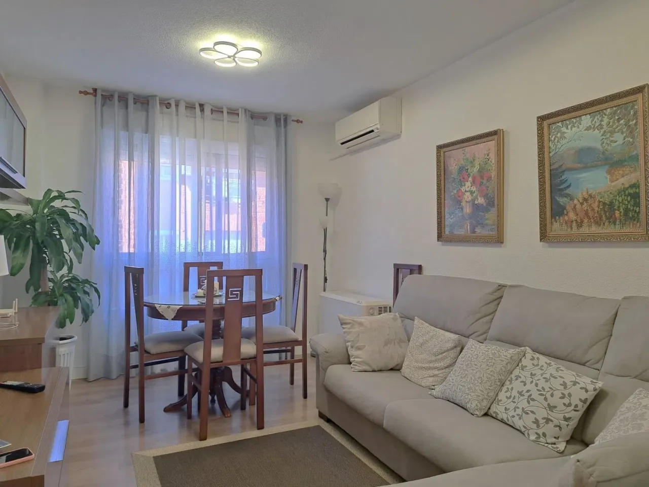 Flat in Valencia, Spain, 67 m² - picture 1