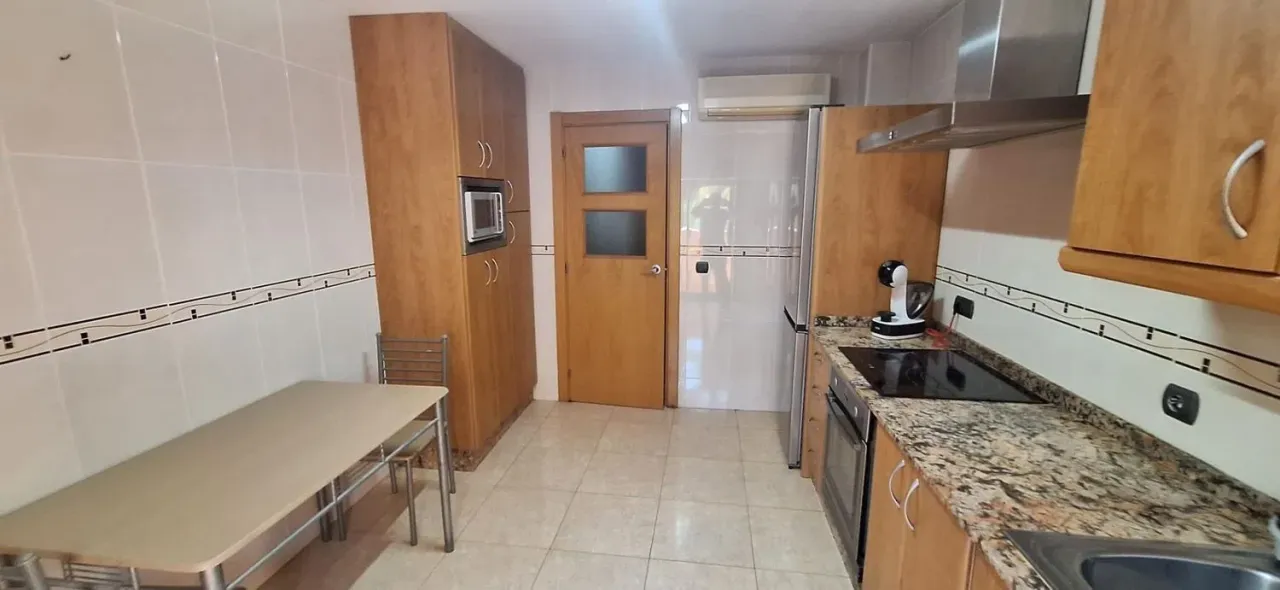 Flat in Valencia, Spain, 108 m² - picture 4