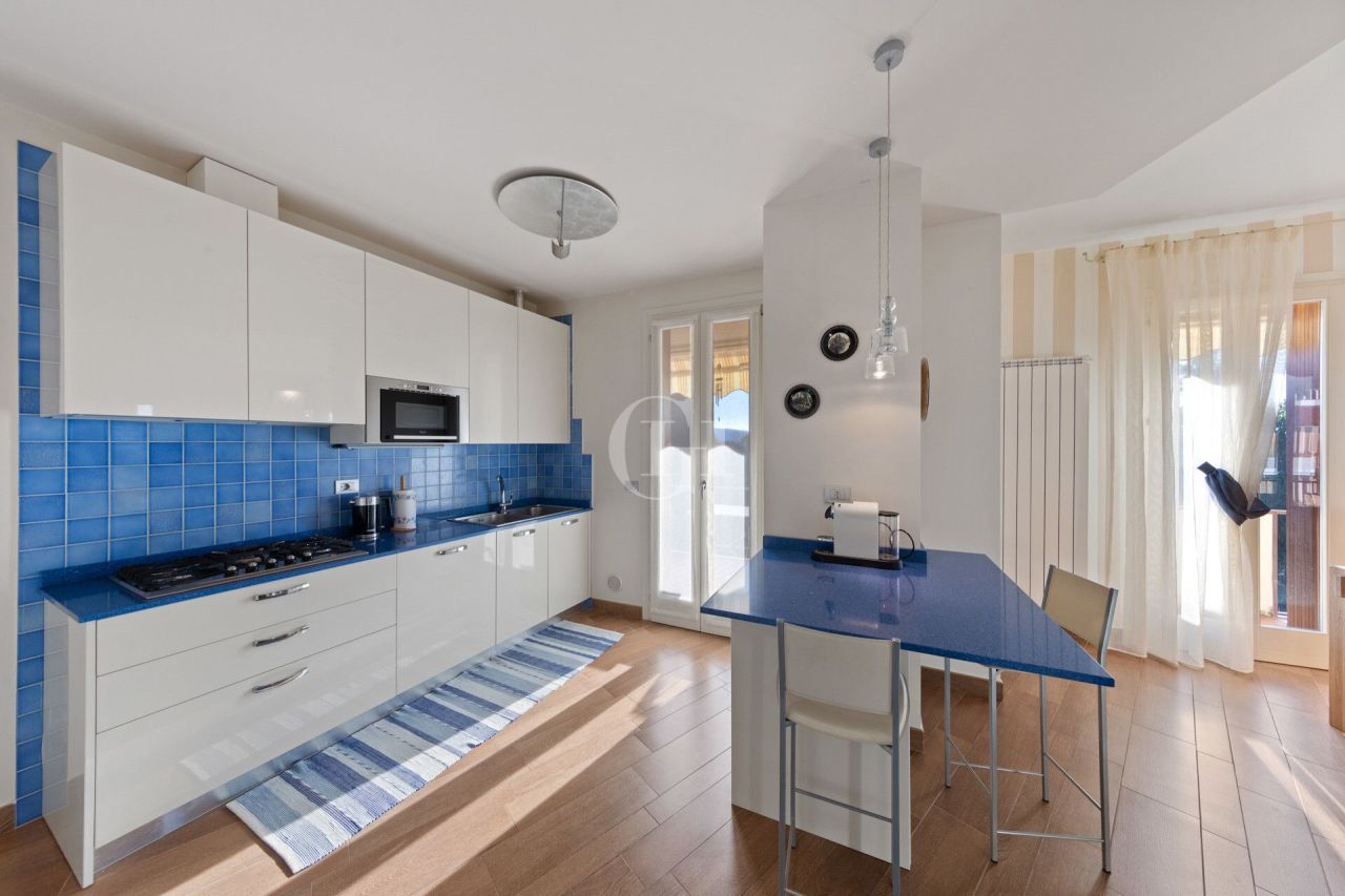 Appartamenti sul Lago di Garda, Italia, 120 m² - foto 4