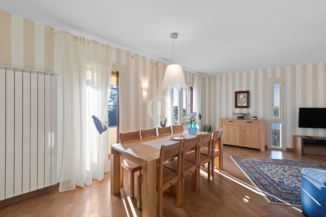 Appartamenti sul Lago di Garda, Italia, 120 m² - foto 6