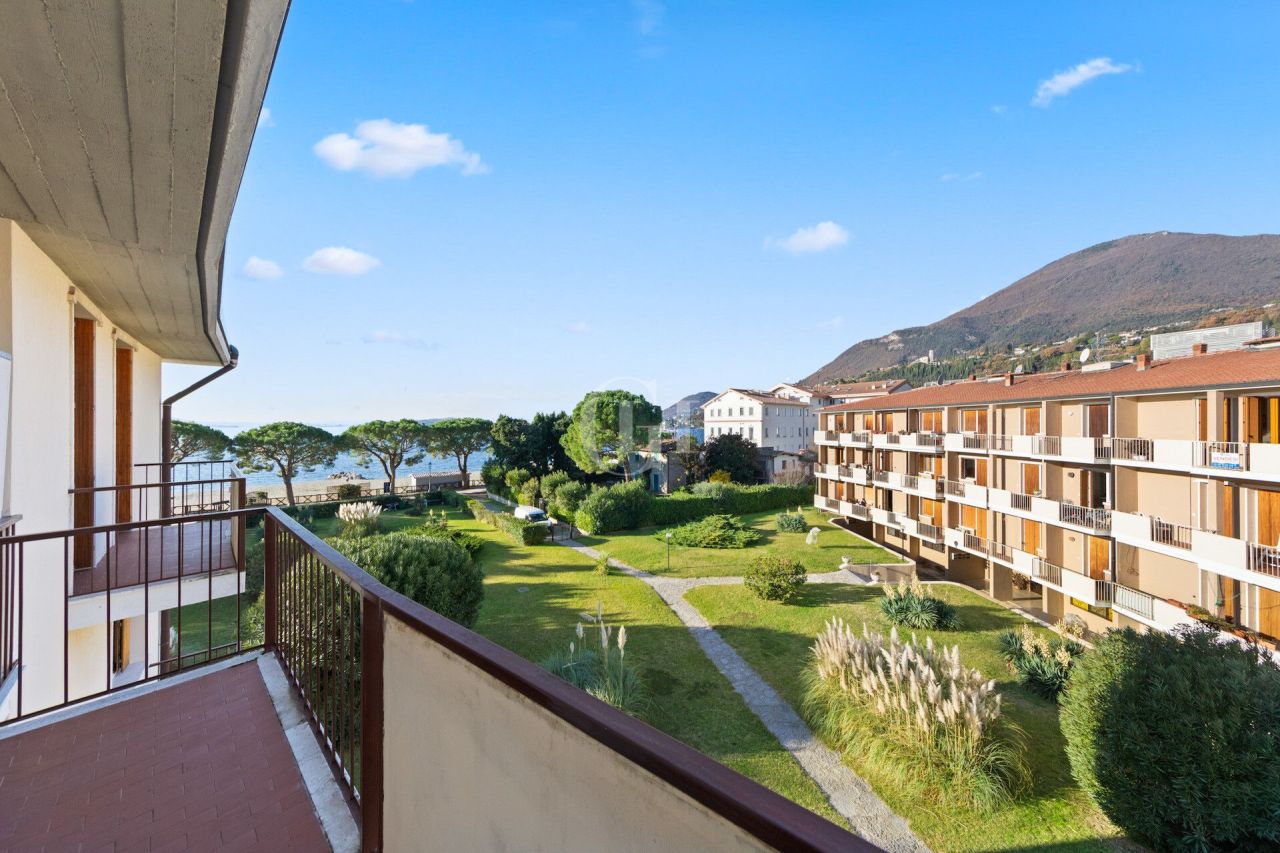 Appartamenti sul Lago di Garda, Italia, 120 m² - foto 10