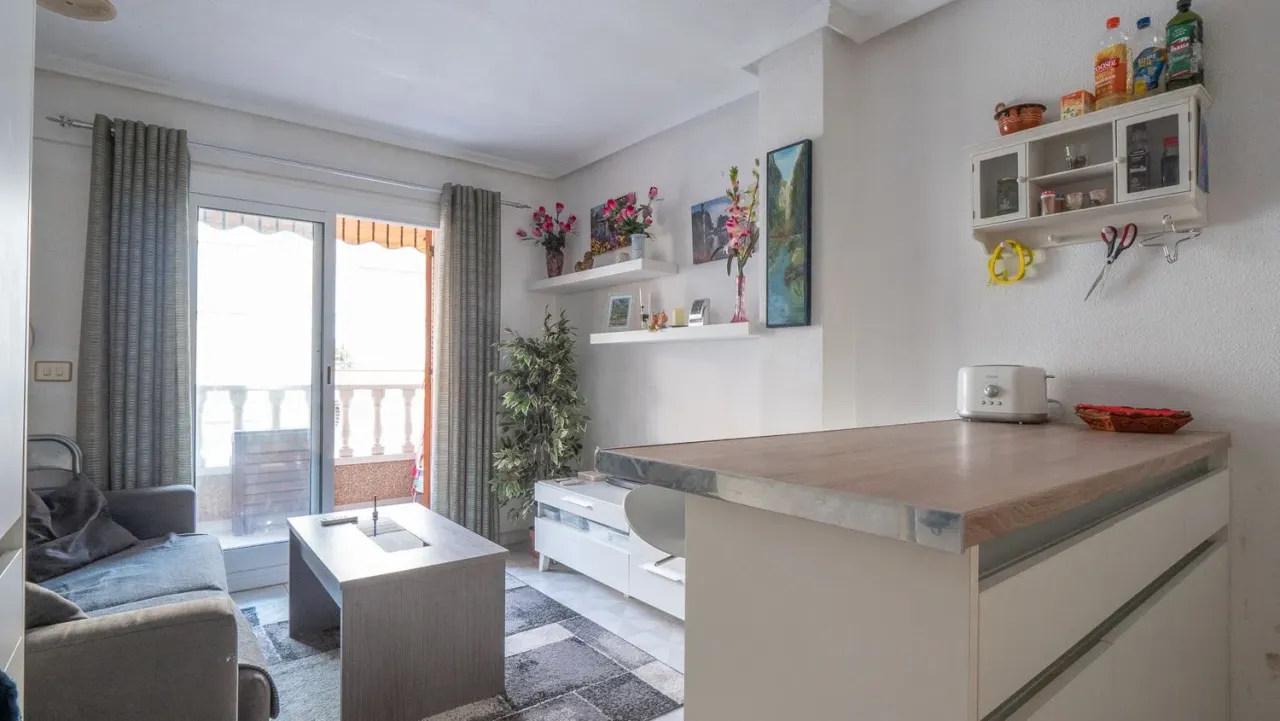 Flat in Santiago de la Ribera, Spain, 45 m² - picture 1