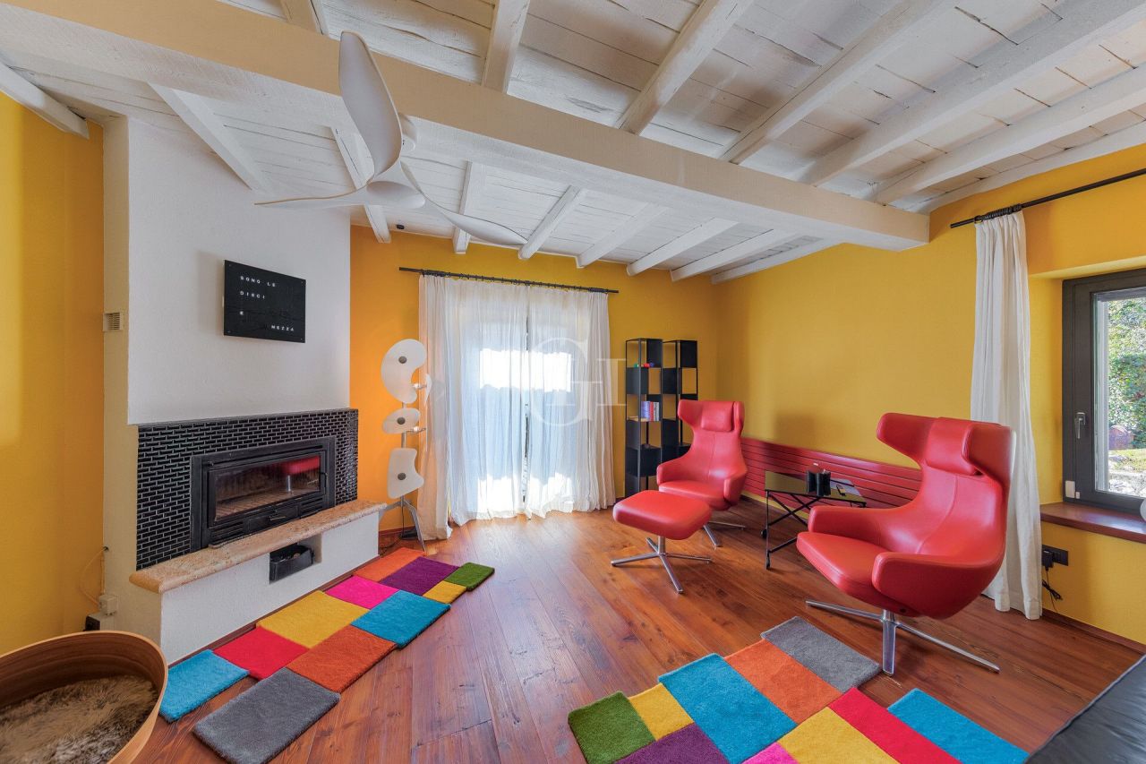 Villa por Lago de Garda, Italia, 280 m² - imagen 8