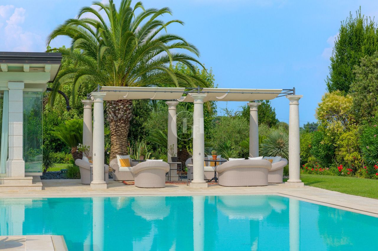 Villa par le Lac de Garde, Italie, 294 m² - image 10
