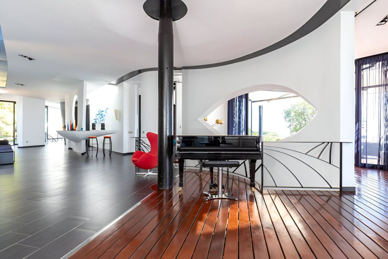 Villa à Sant Andreu de Llavaneres, Espagne, 1 700 m² - image 10