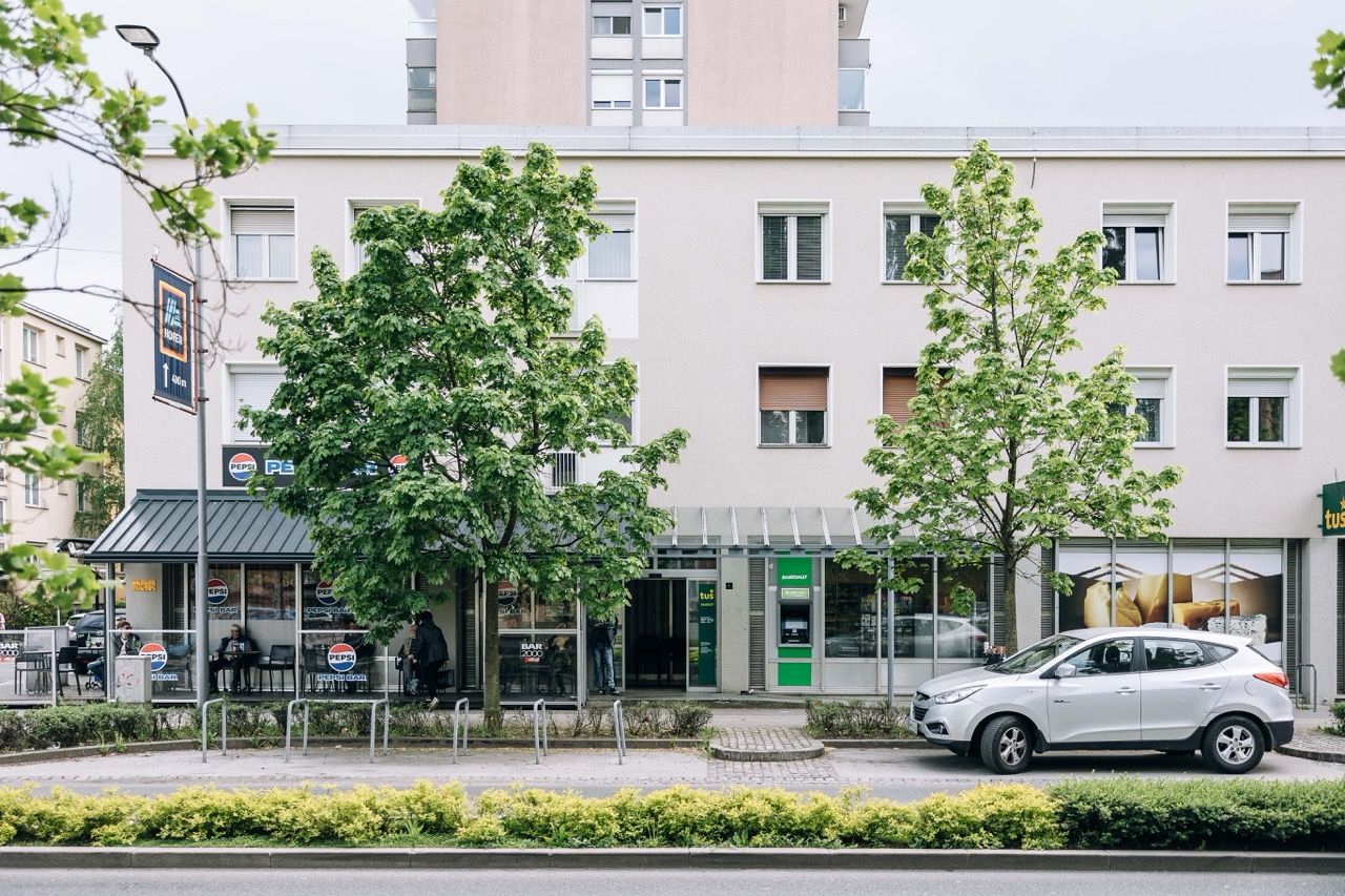 Tienda en Maribor, Eslovenia, 544.7 m² - imagen 1