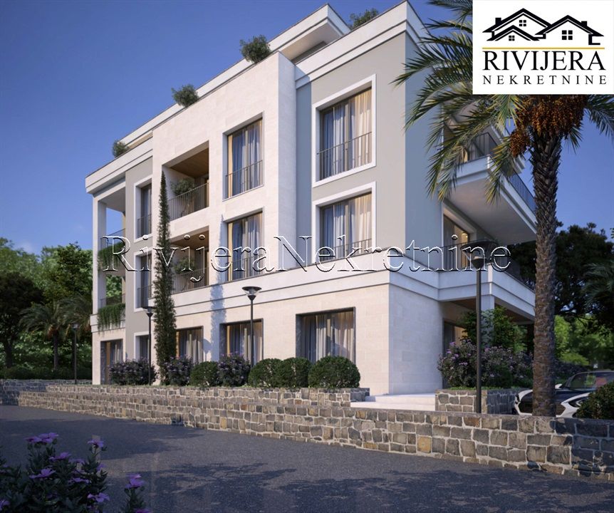 Apartment in Tivat, Montenegro, 32 m² - picture 1