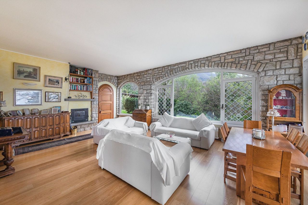 Villa por Lago de Garda, Italia, 500 m² - imagen 17