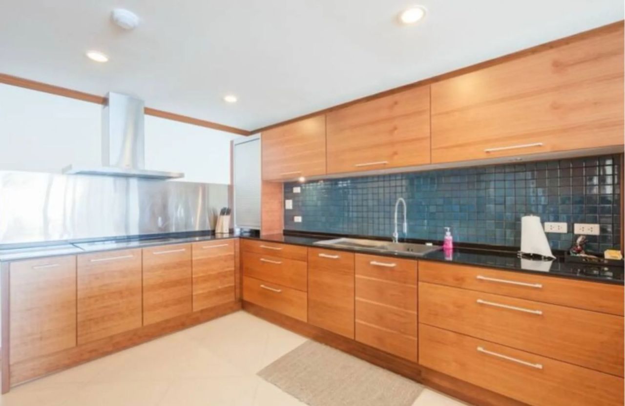 Casa adosada en Phuket, Tailandia, 378 m² - imagen 8