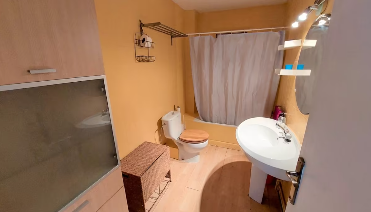 Apartment in Sant Vicenc de Montalt, Spain, 88 m² - picture 13