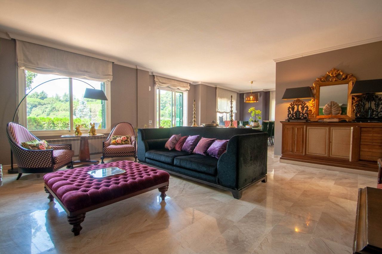 Maison à Sant Vicenc de Montalt, Espagne, 385 m² - image 4