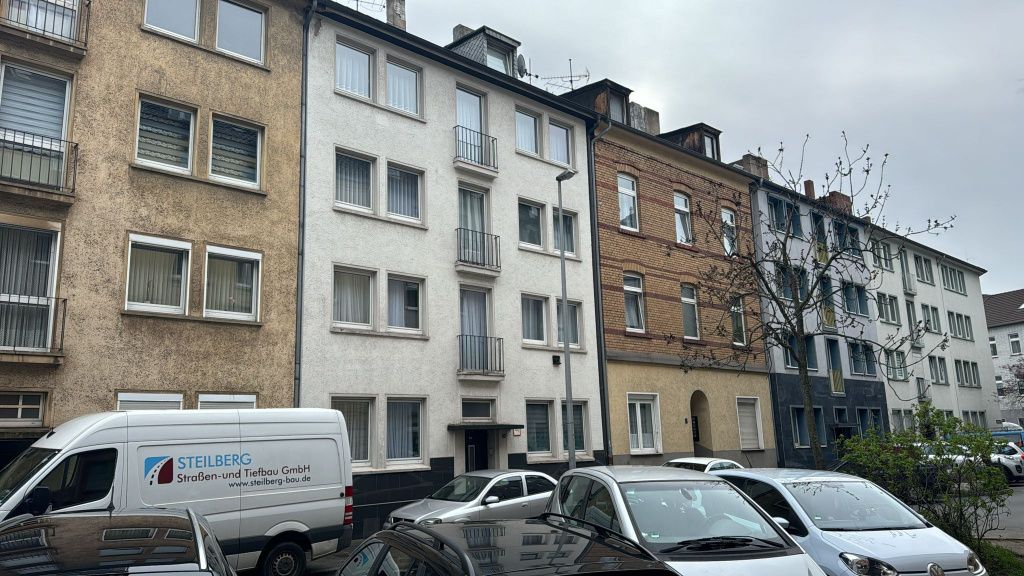 Maison de rapport à Duisbourg, Allemagne, 393 m² - image 1