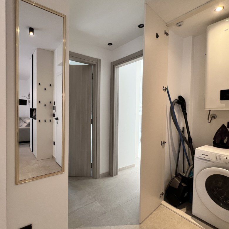 Piso en Tivat, Montenegro, 147 m² - imagen 15