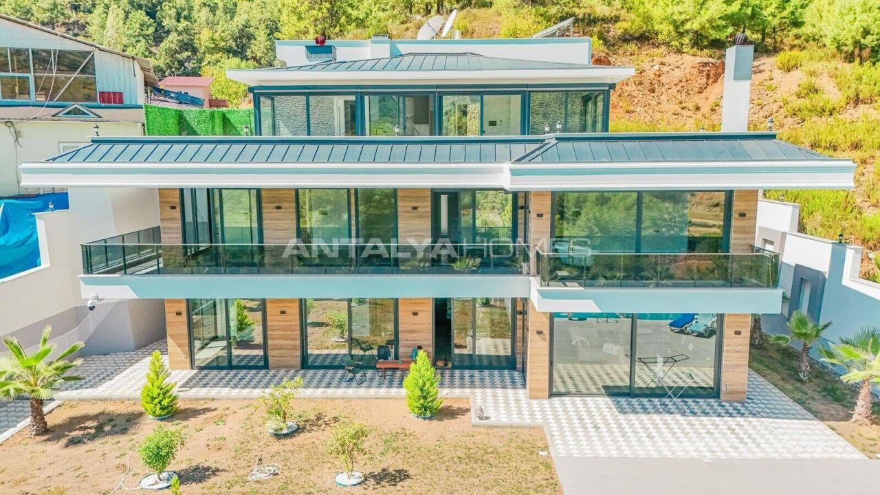 Villa en Alanya, Turquia, 600 m² - imagen 1