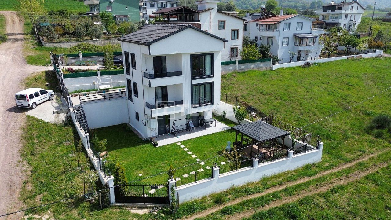 Villa Termal, Türkei, 200 m² - Foto 1