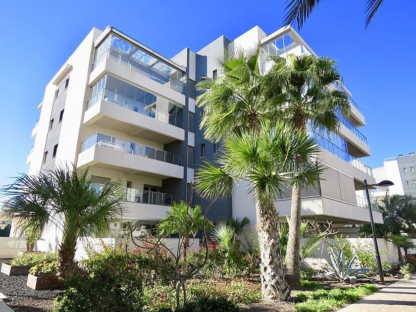 Apartamento en Orihuela Costa, España, 75 m² - imagen 1