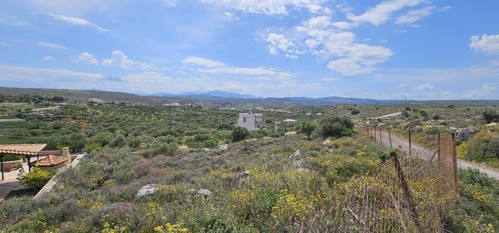 Terreno a Heraklion, Grecia, 2 600 m2 - foto 4