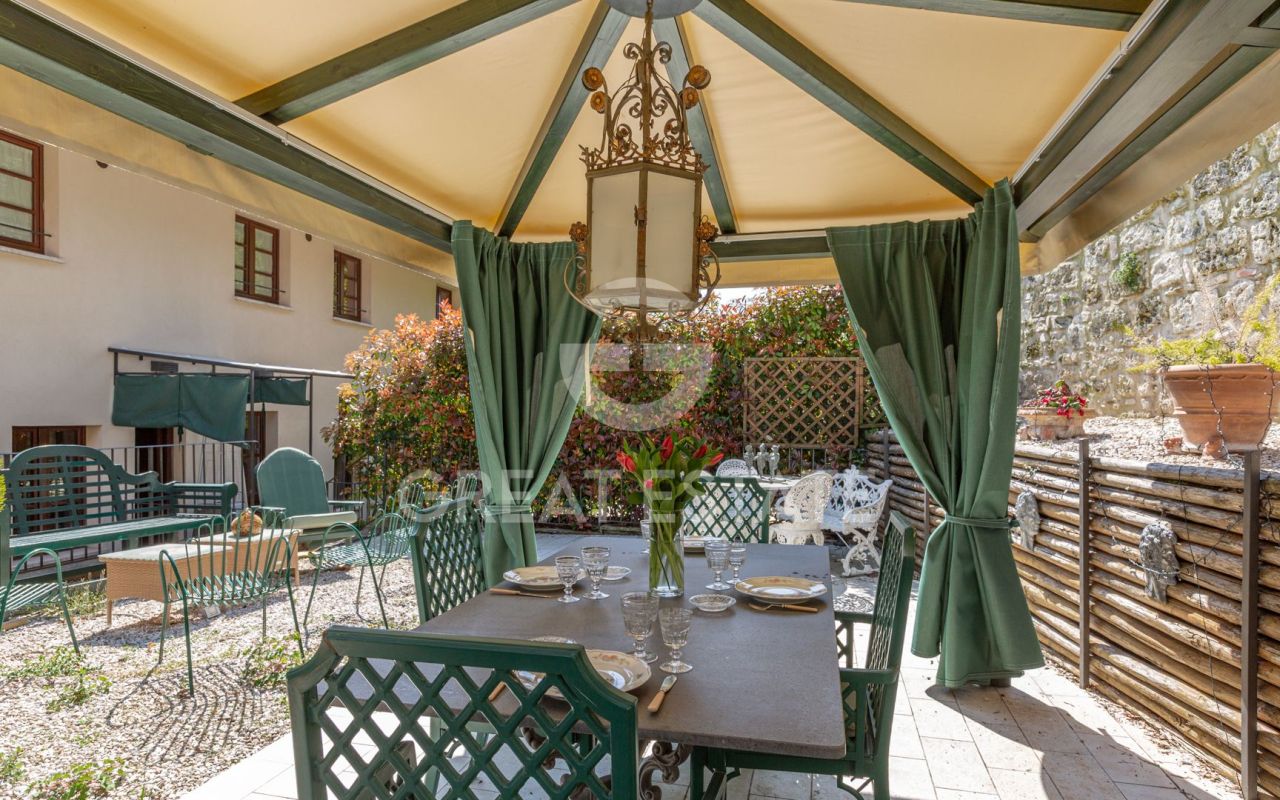 Apartment in Cetona, Italy, 175 m² - picture 4