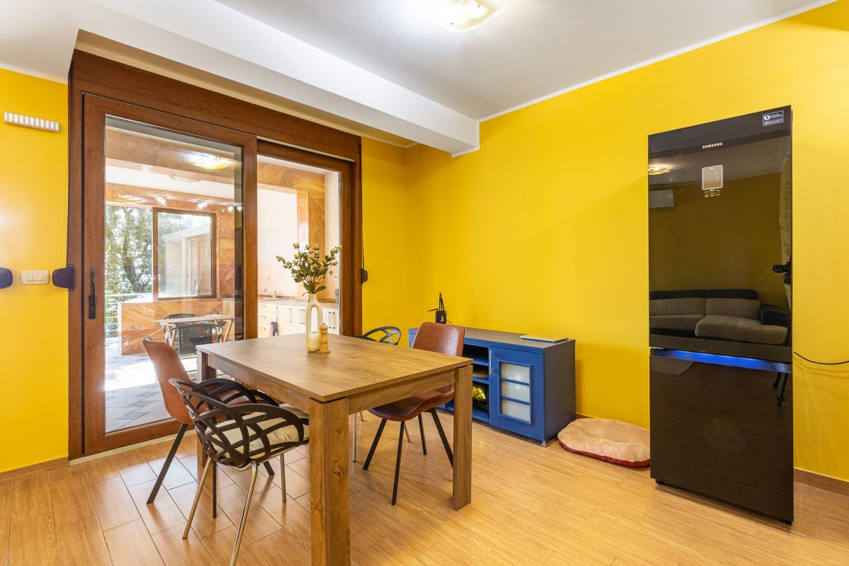 House in Bar, Montenegro, 400 m² - picture 4