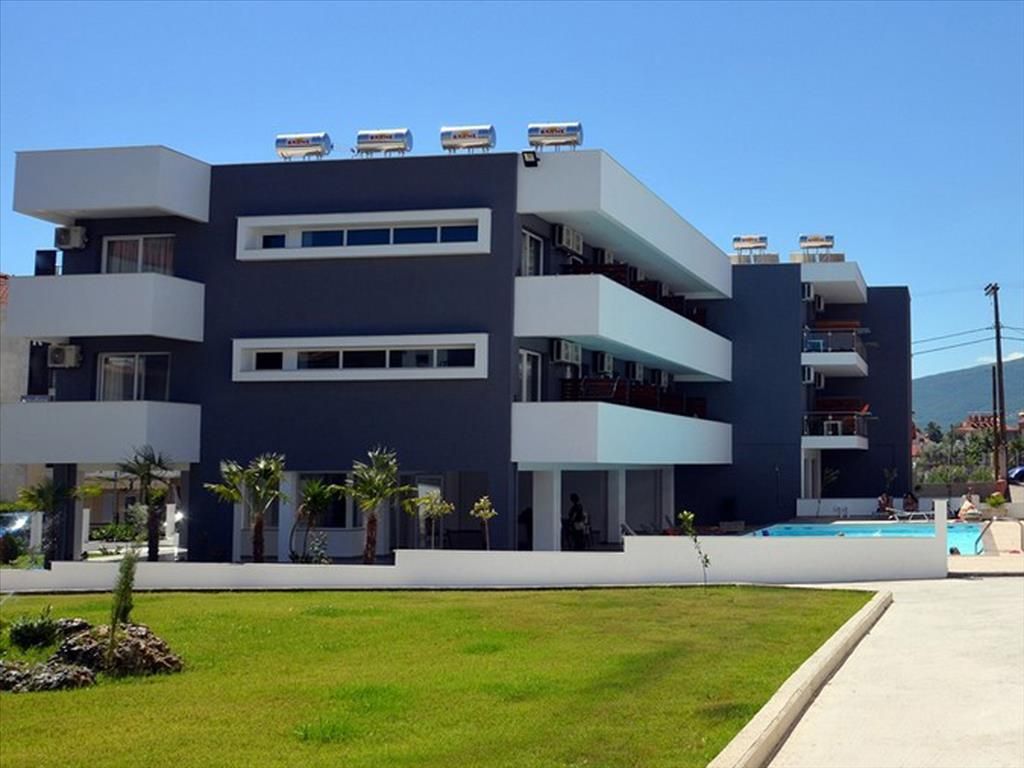 Hotel in Paralia, Greece, 730 m² - picture 1
