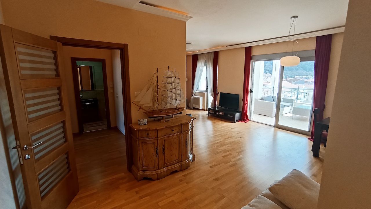 Penthouse in Budva, Montenegro, 116 m² - Foto 1