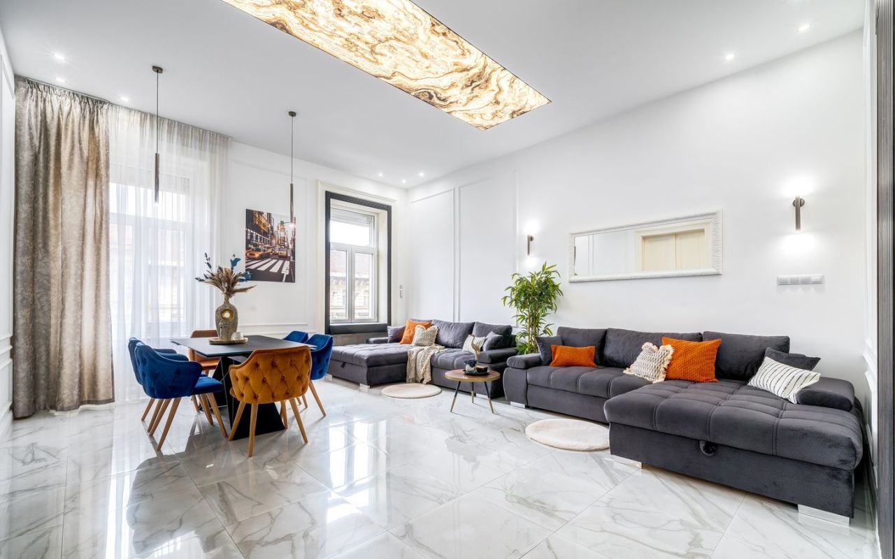 Flat in Budapest, Hungary, 100 m² - picture 3