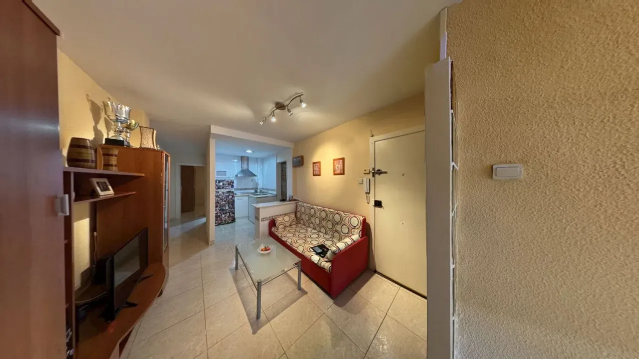 Appartamento a Alicante, Spagna, 65 m² - foto 2