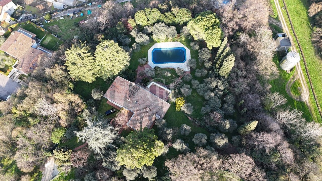 Villa par le Lac de Garde, Italie, 490 m² - image 10