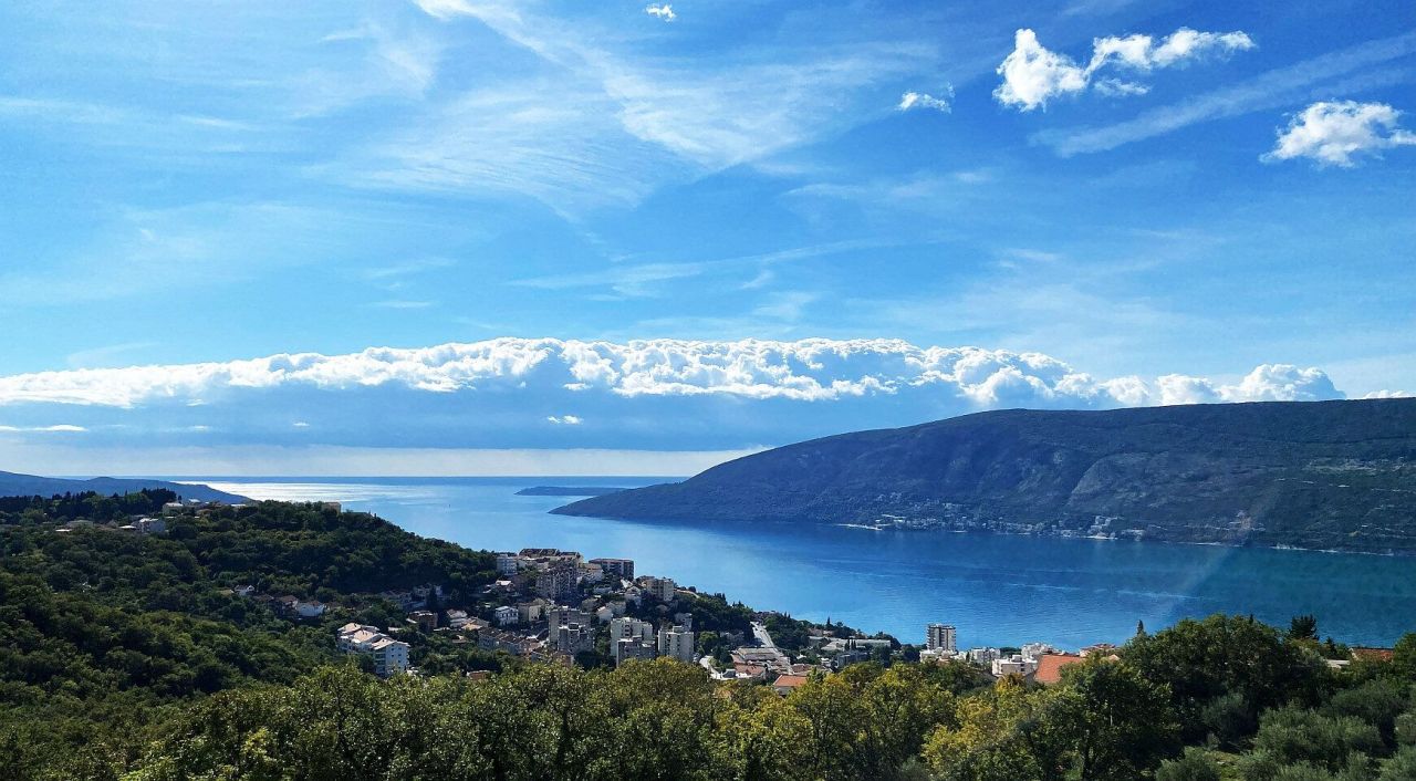 Piso en Herceg-Novi, Montenegro, 132 m² - imagen 4