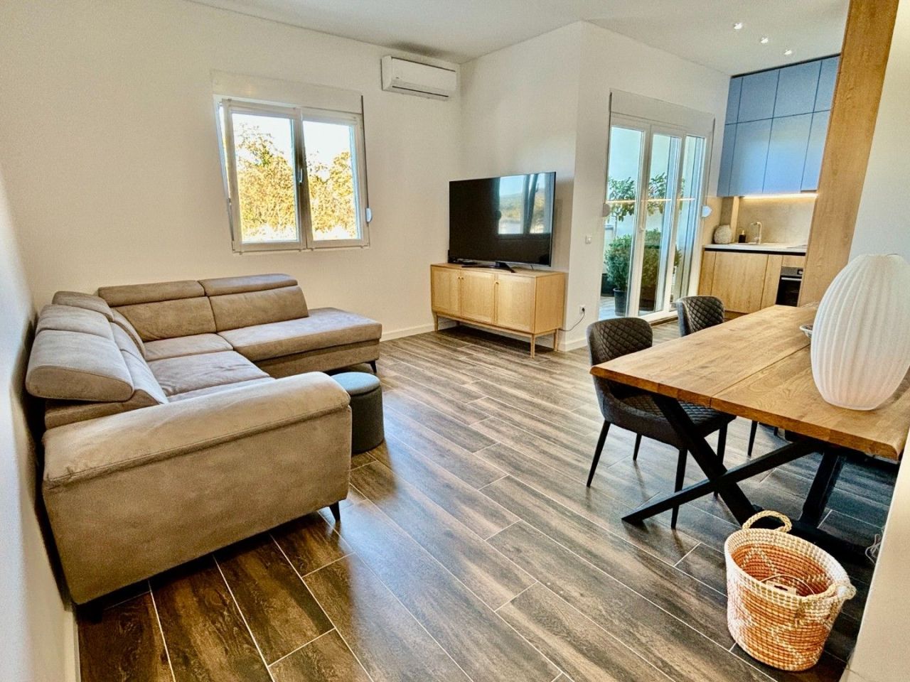 Appartement à Radanovici, Monténégro, 45 m² - image 1