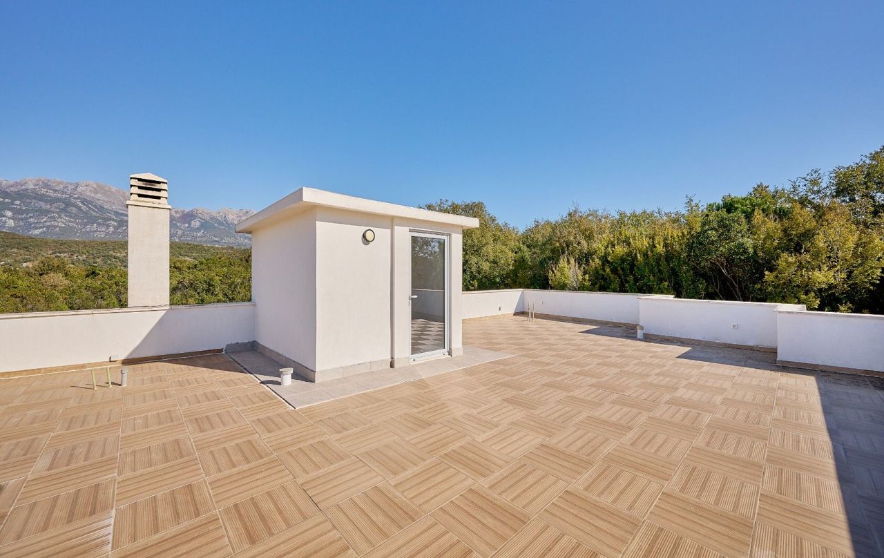 Casa en Krimovica, Montenegro, 200 m² - imagen 17