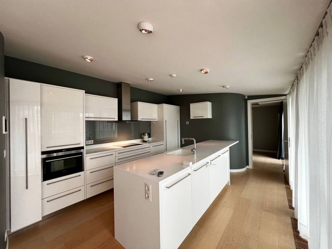 Piso en Riga, Letonia, 175 m² - imagen 2