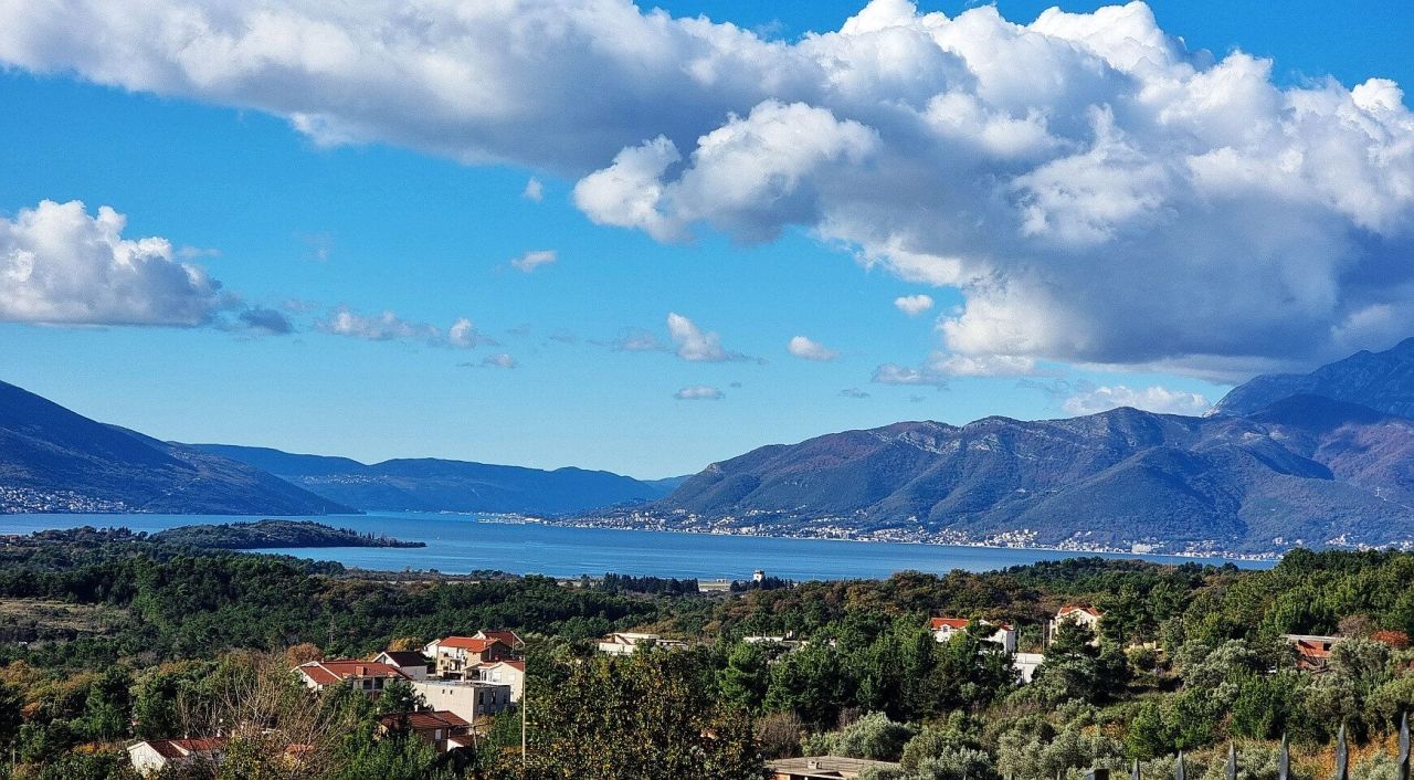 Wohnung in Kavač, Montenegro, 50 m² - Foto 1