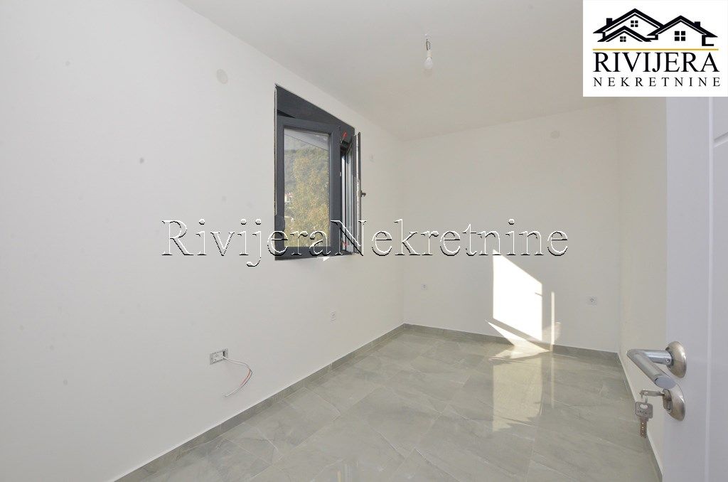 Flat in Herceg-Novi, Montenegro, 45 m² - picture 5