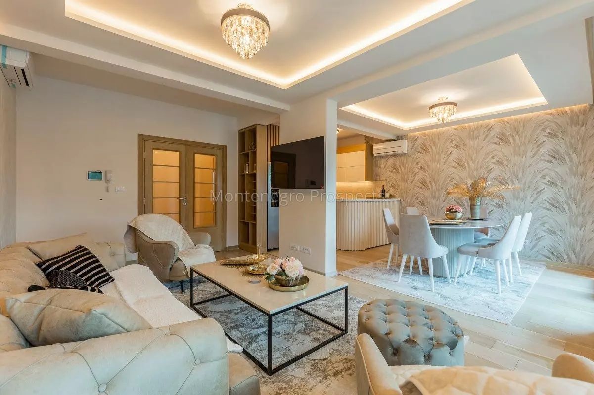 Apartment in Przno, Montenegro, 96 m² - picture 1