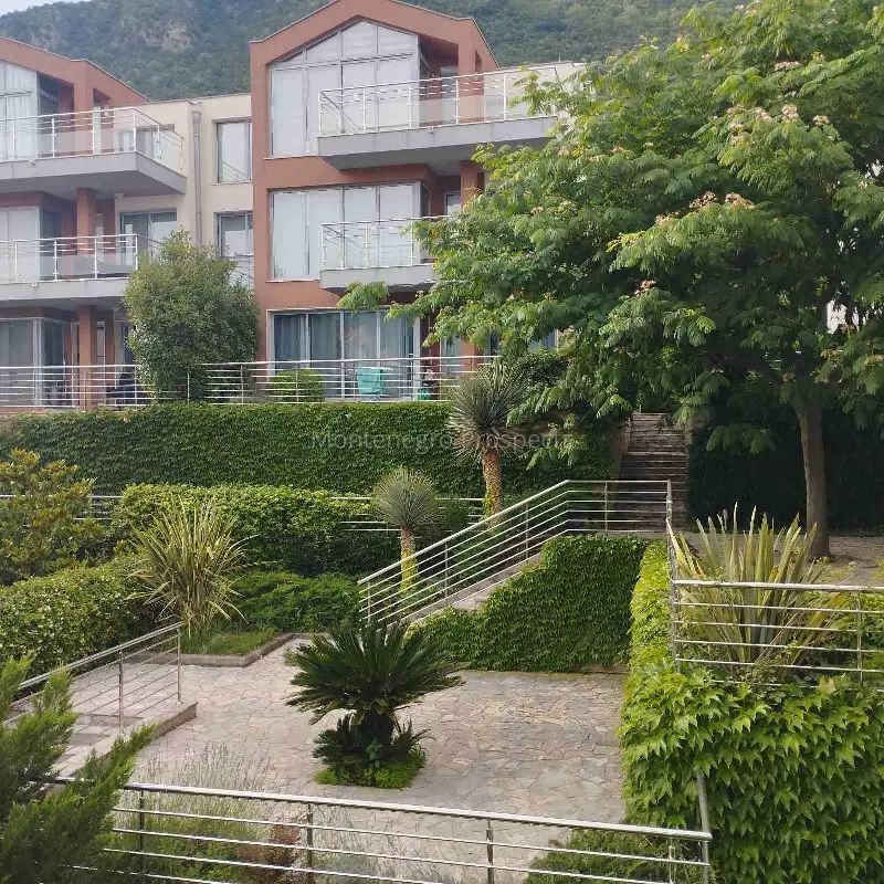 Apartment in Denovici, Montenegro, 48 m² - picture 4