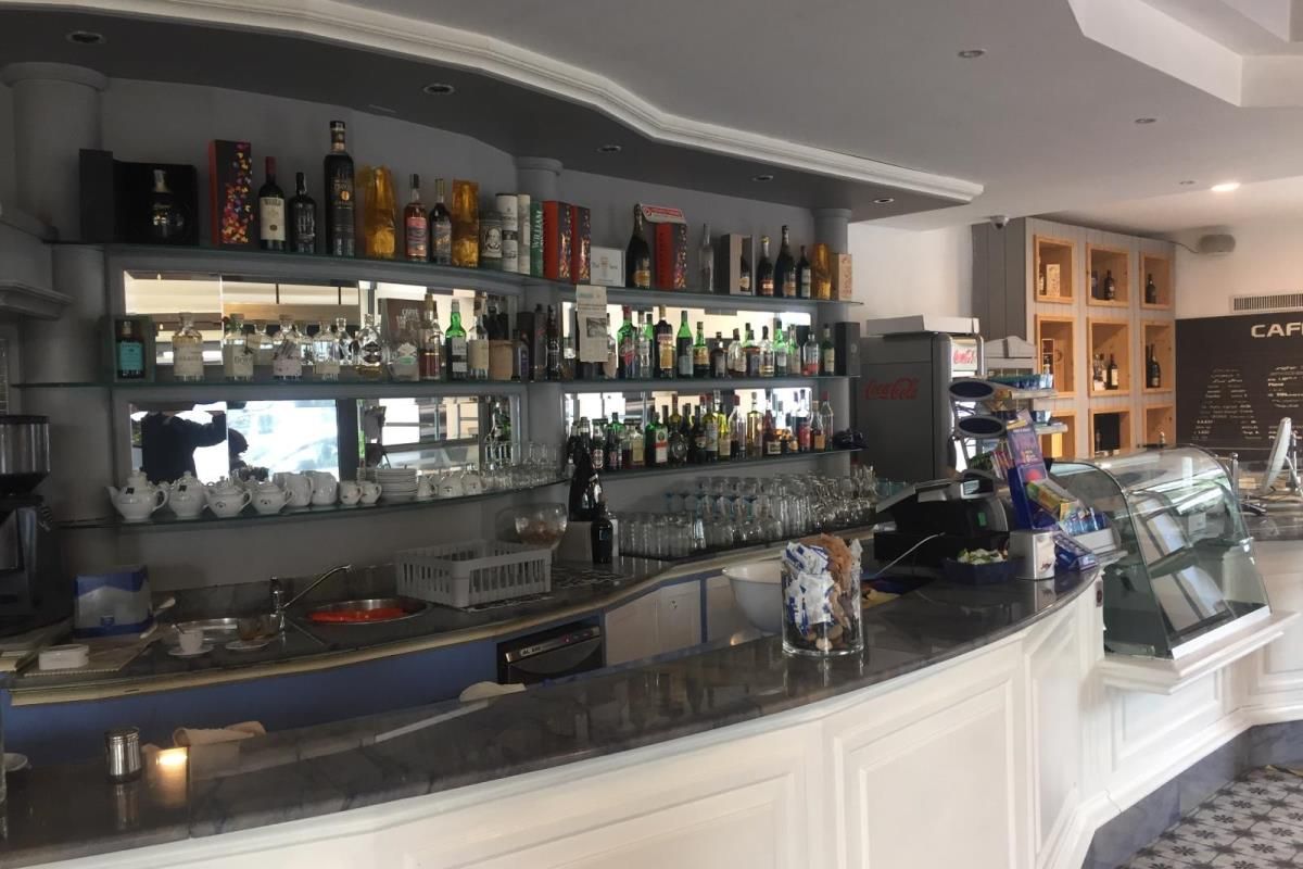 Café, Restaurant in La Spezia, Italien, 160 m² - Foto 1