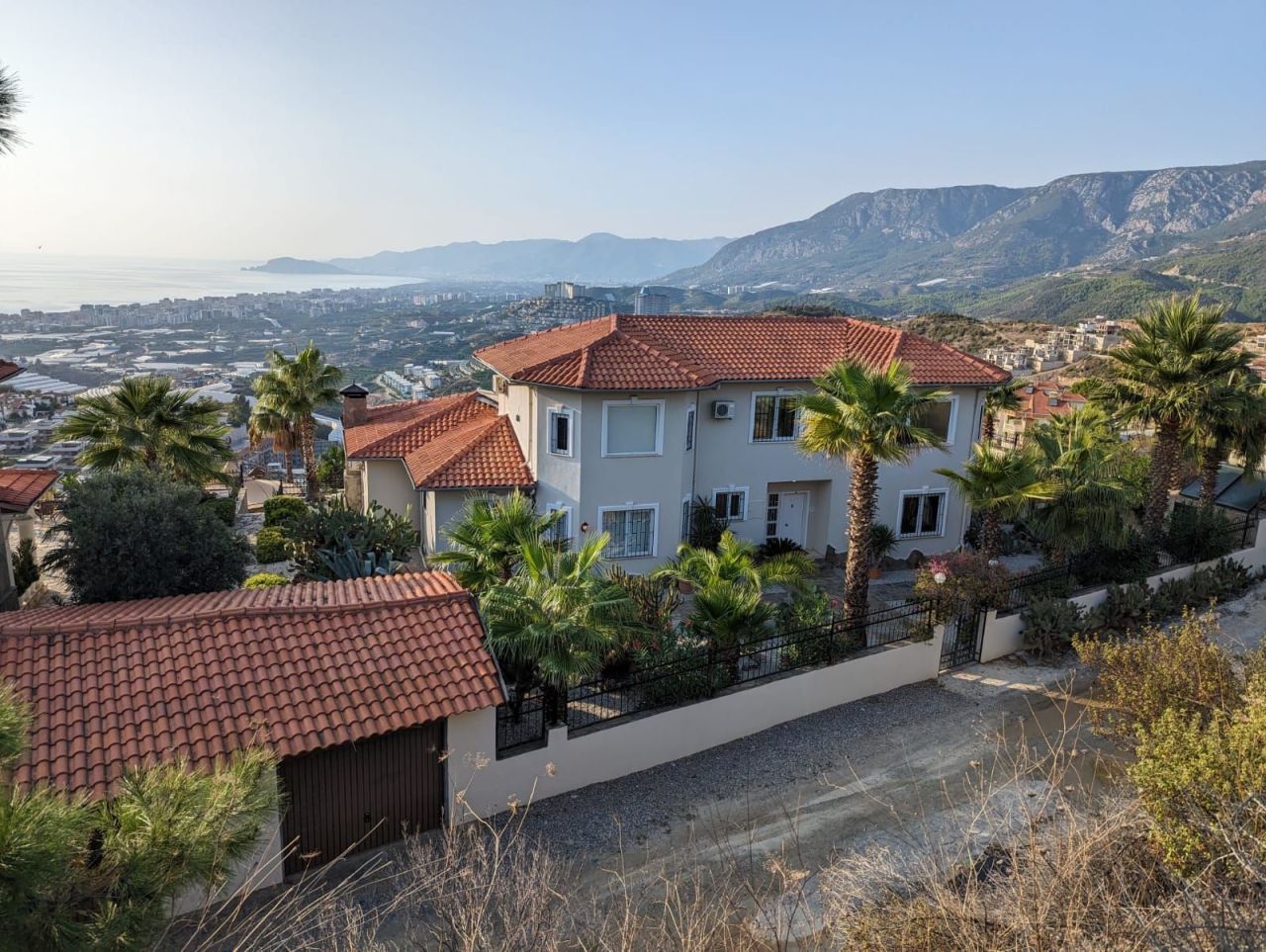 Villa à Alanya, Turquie, 240 m² - image 2