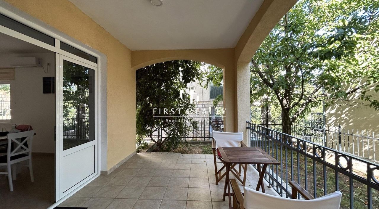 Maison à Prcanj, Monténégro, 123 m² - image 2