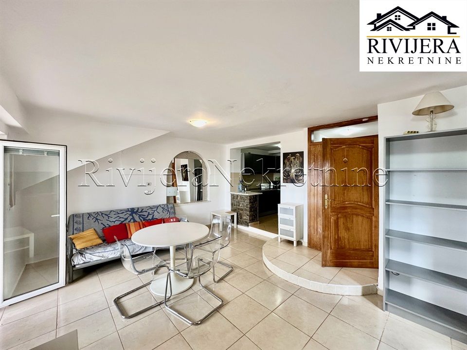 Flat in Tivat, Montenegro, 50 m² - picture 1