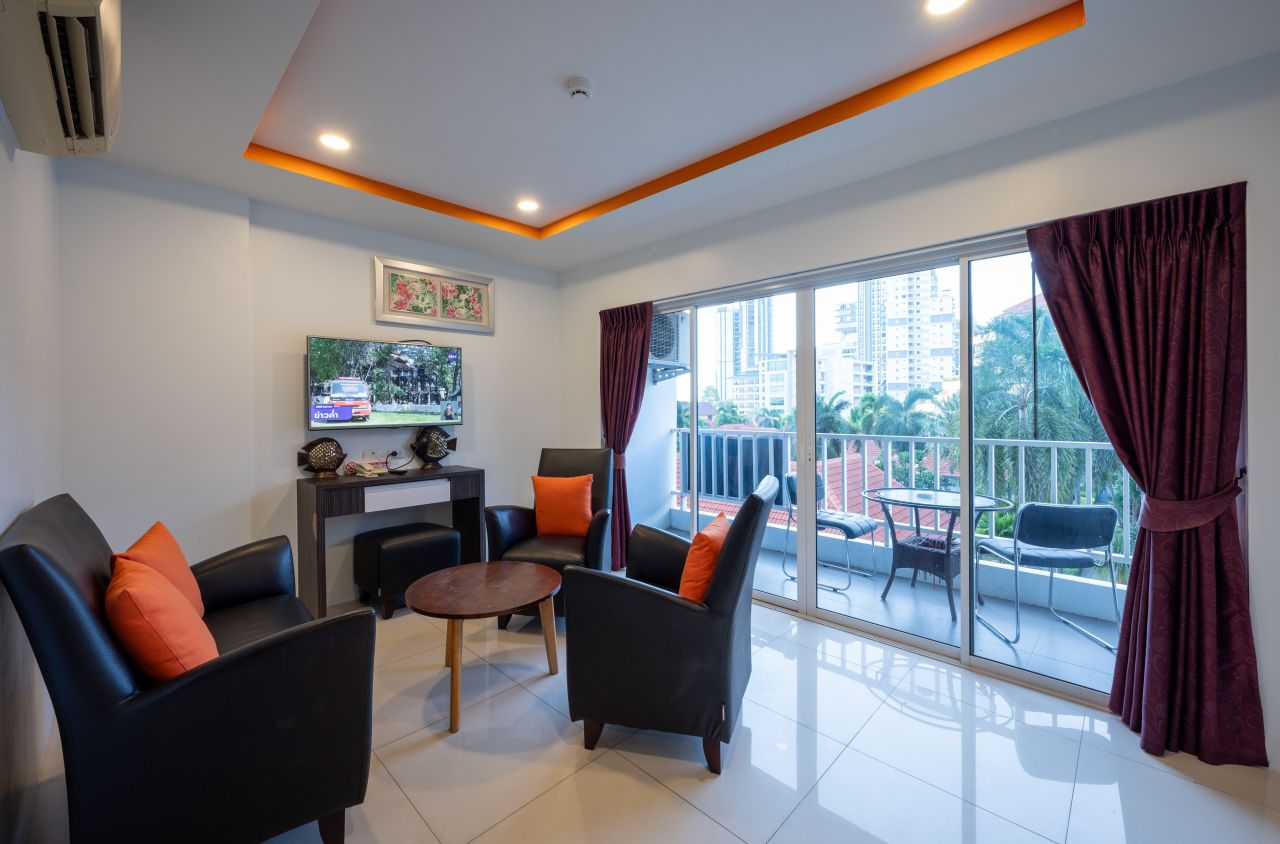 Apartment in Pattaya, Thailand, 55 m² - picture 1